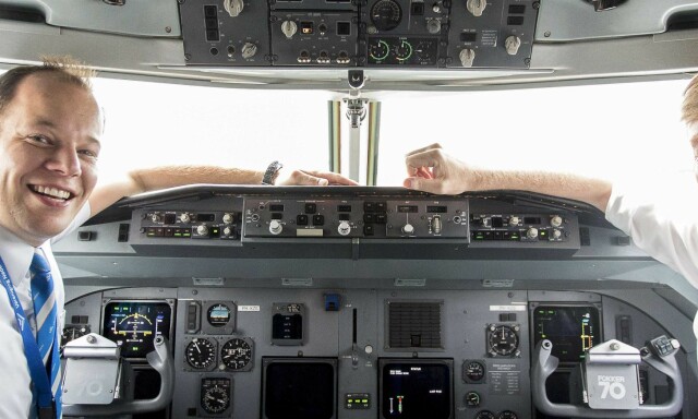 Den nederlandske kongen avslører hemmelig pilotkarriere - har flydd passasjerfly i flere tiår
